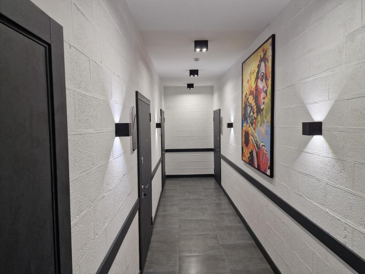 Apart Hotel Loft 阿拉木图 外观 照片